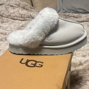 UGG Soft White Fluffy Slippers